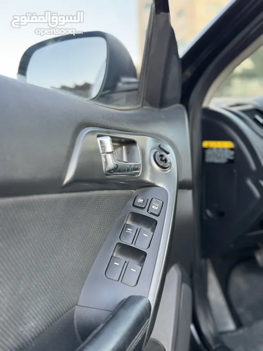 كيا فورتي للبيع بحالة ممتازه  Kia Forte 2013 لون اسود فحص كامل
