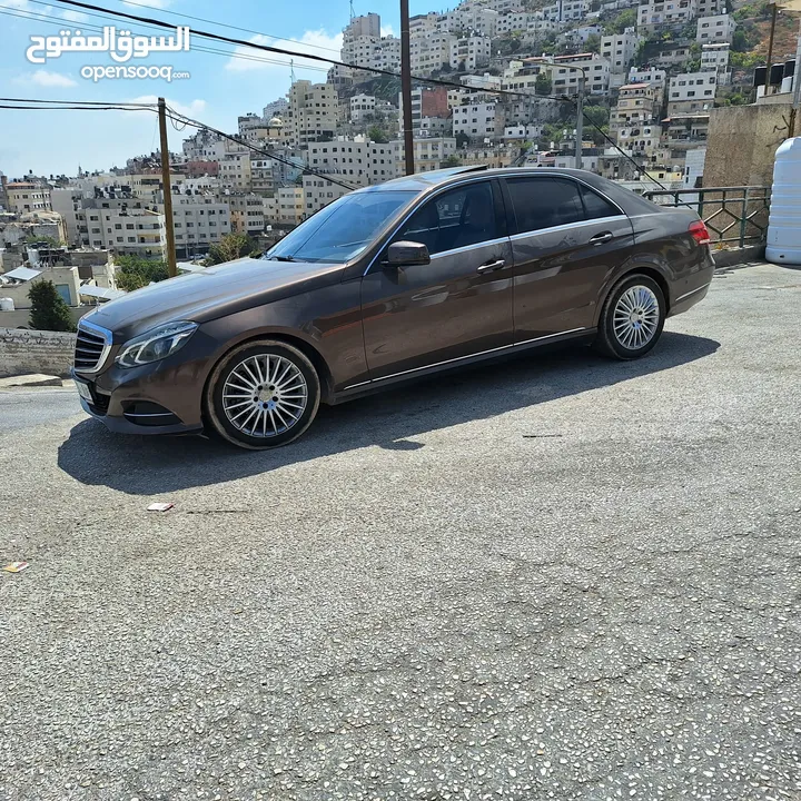 مرسيدس E200 W212