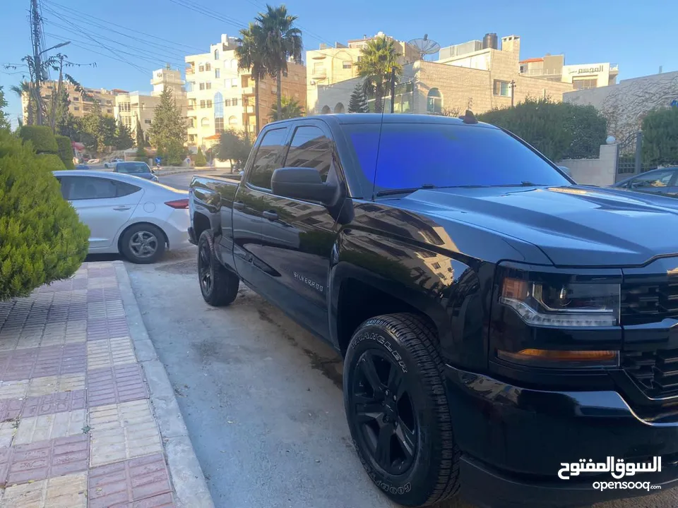 أنضف سيارة بالسوق بسعر  حرق black edition مميز وقوي جدا شيفر سلفرادو 2016، 7 جيد 5300cc v8