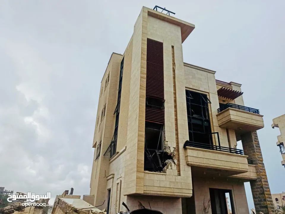 فيلا حديثه للبيع