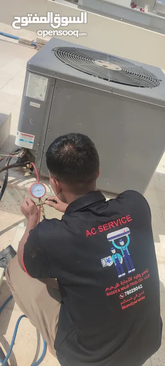 Air condition service in repair company