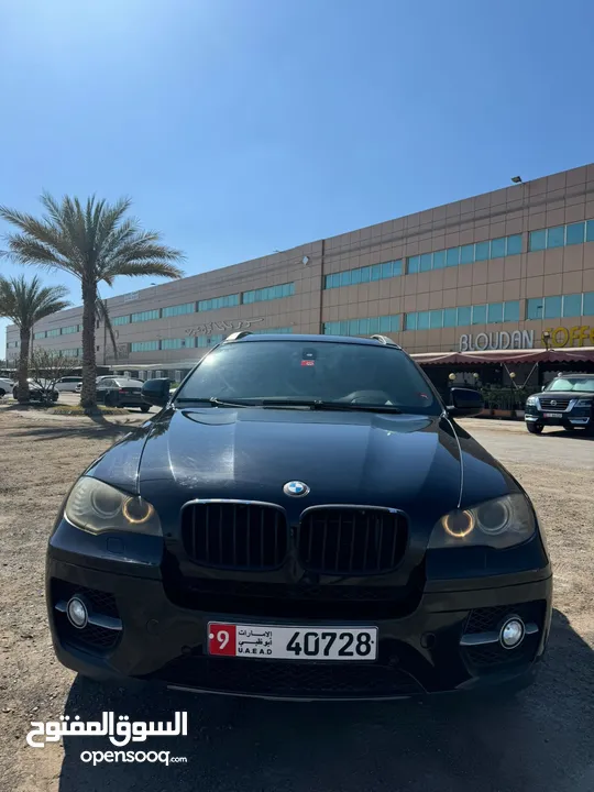BMW x6 Gcc black edition
