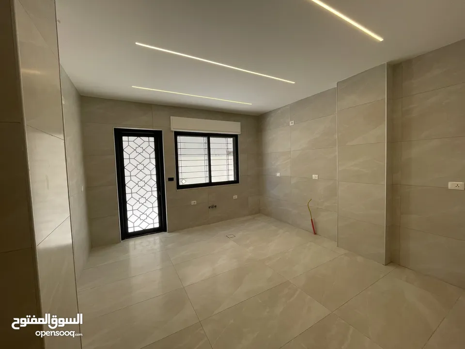 شقة للبيع في الصويفية ( Property ID : 39384 )