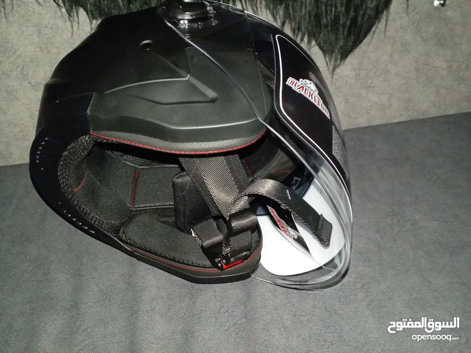 خوذة اشي فل الفل بس ناقصها صلاة نبي لتعون دليفري عندك مطور عندك فزبة خدلك وحدا وبتدعيلي