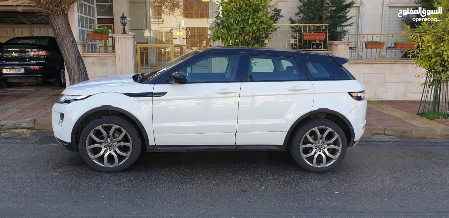 Range rover evoque