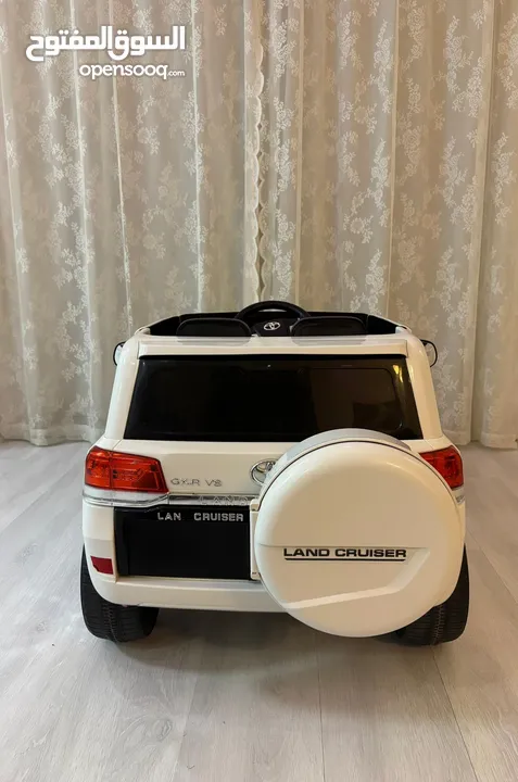 للبيع سيارة اطفال / baby car for sale