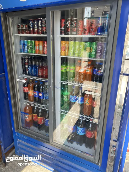 سوبر ماركت للبيع