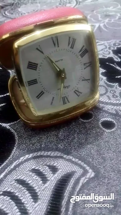 ساعة انتيكا نحاس قديمه بحالة جيده