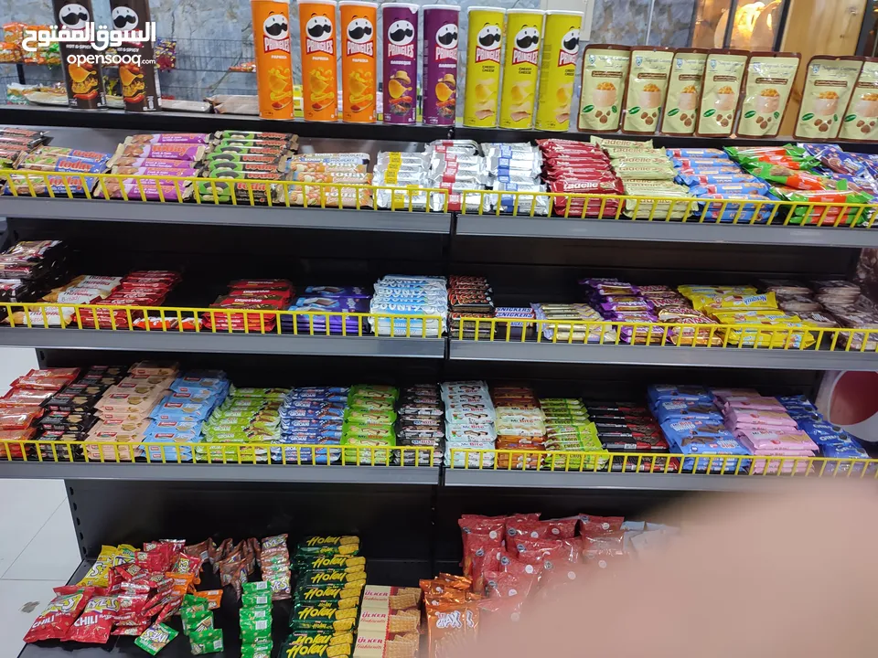 مطعم معجنات و قهوة للبيع لعدم التفرغ