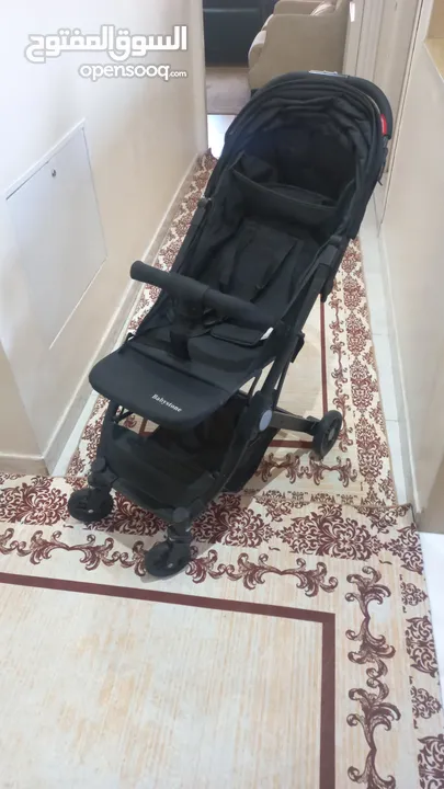 عرباية اطفال بحالة ممتازة للبيع