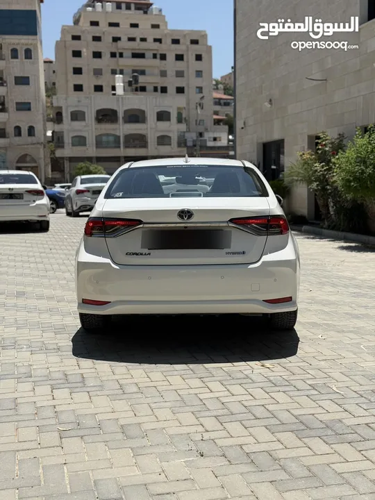 تويوتا كارولا ترخيص 2022 محرك 1800 هايبرد