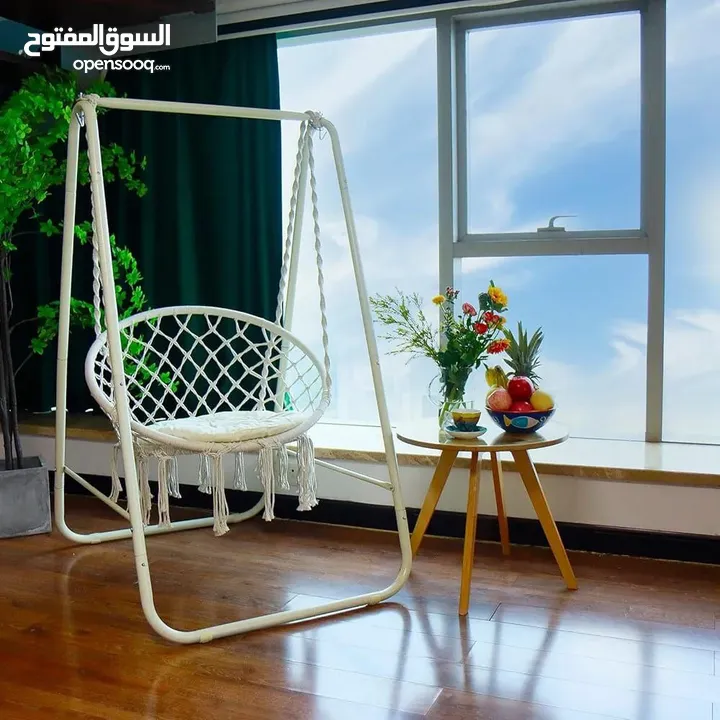 مرجوحة عش البلبل مع ستاند معدني باللون الذهبي الجميل الملوكي مريحة جدا