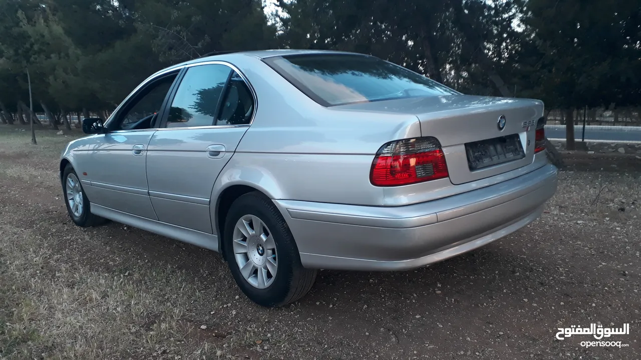 2002 BMW 525