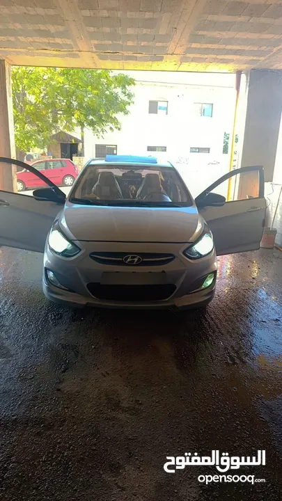 سيارة هونداي اكسنت