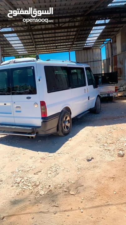 فورد ترانزيت للبيع بسعر ممتاز بمنطقة البيرة البالوع