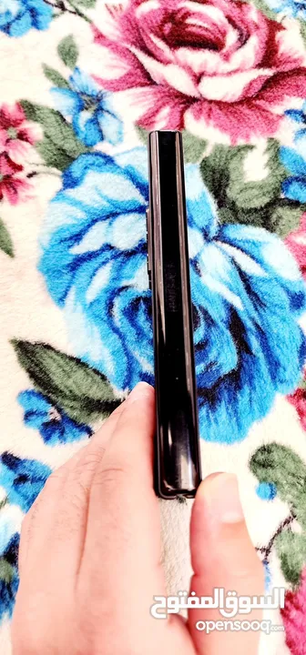 Samsung Z Fold 3 256GB Used new