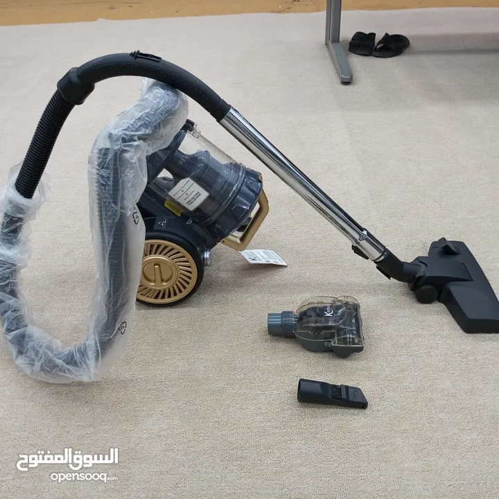 Cyclonic vacuum cleaner