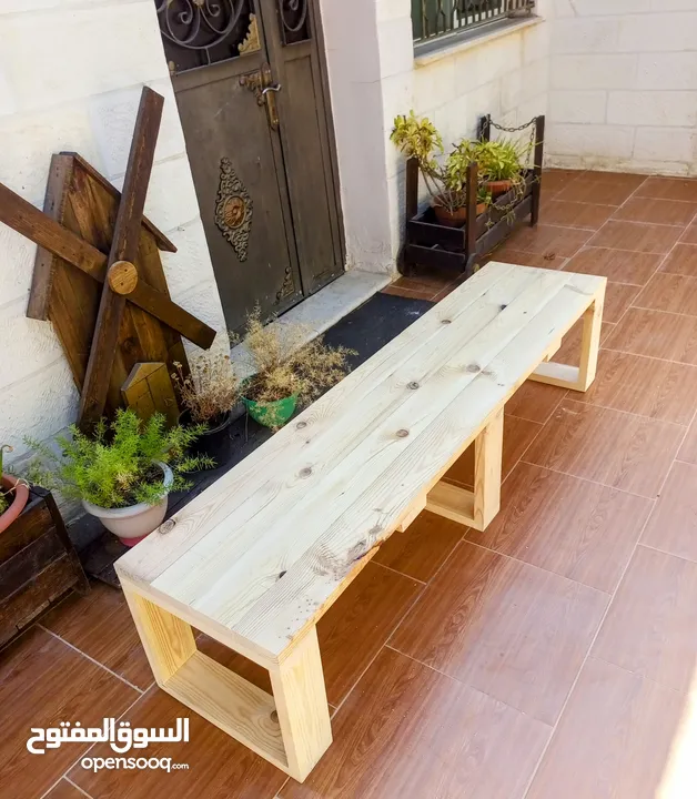 كراسي وجلسات خشب