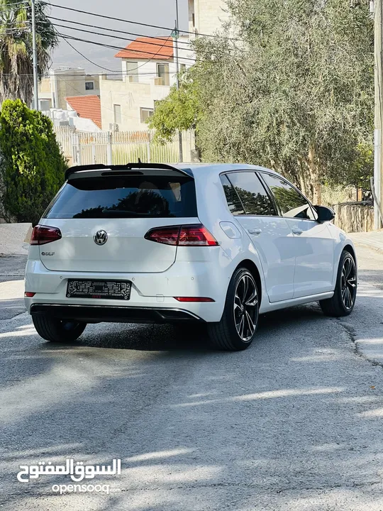 جولف 2019 بالرخصه اوتوماتيك 1500 تيربو اصل برايفت عداد 40 الف فقط فخص نخب نخب فل بدون فتحه ار لاين