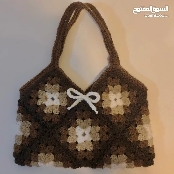 كروشيه حسب الطلب -تصوير قبل التسليم ، توصيل (لبعض المناطق)**، لمستك ، وطلبك الخاص. ( ورد ، حقائب ..)