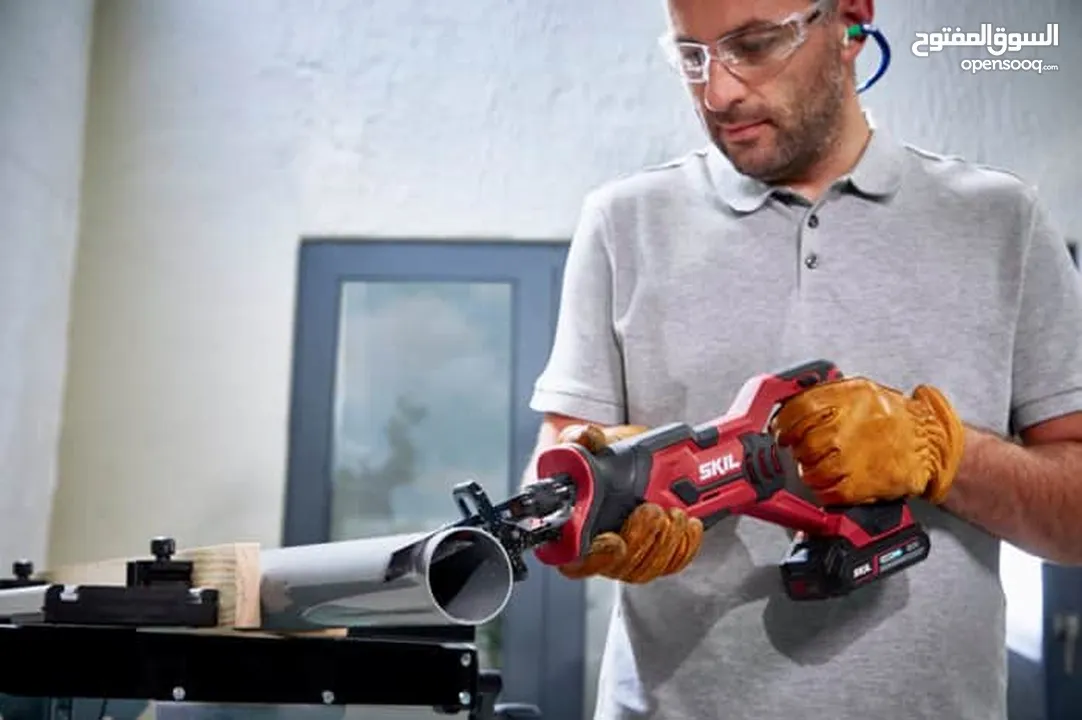 منشار ترددي قابل لإعادة الشحن بقوة 20 فولت لمختلف أعمال القطع skil