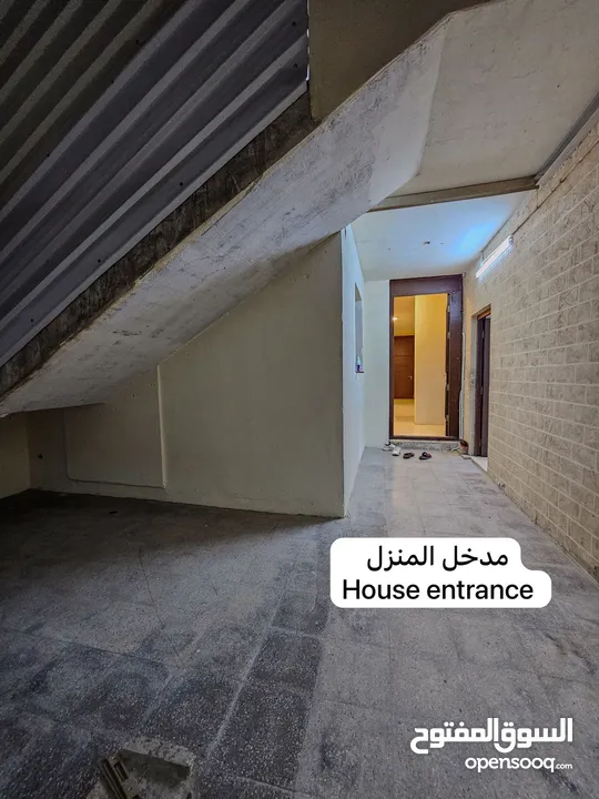 بيت للإيجار في إسكان عالي شامل الكهرباء