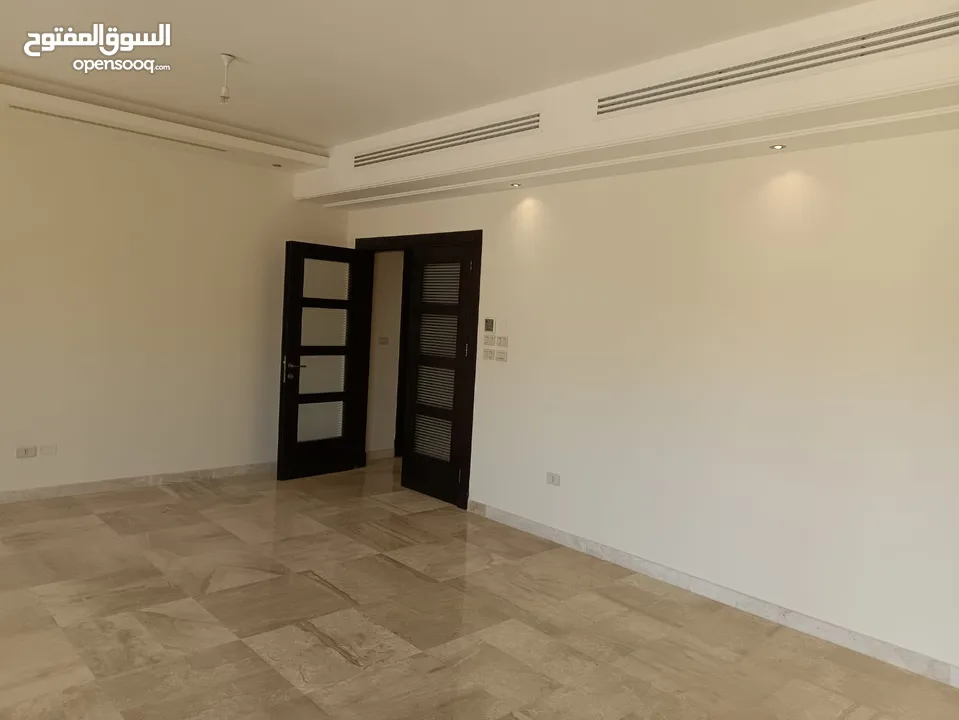 شقة شبه مفروشة للايجار في دير غبار ( Property 40672 )-174876150