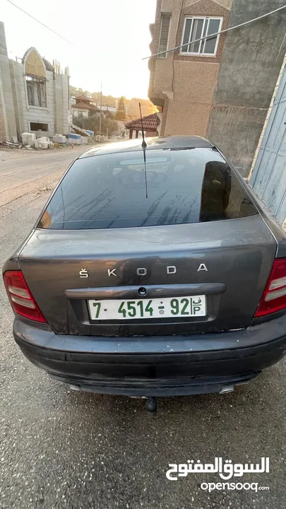 سكودا اوكتافيا 2004