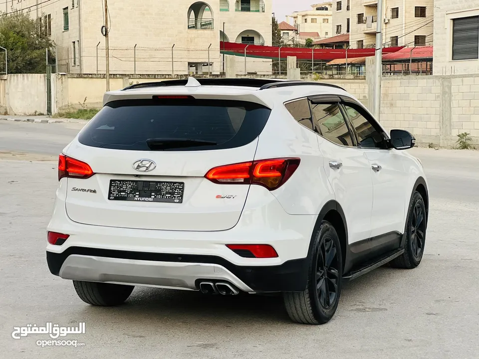 سانتافيه للبيع بسعر مميز