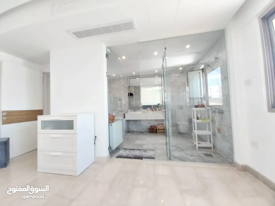 شقة للايجار في دير غبار  ( Property 34342 )