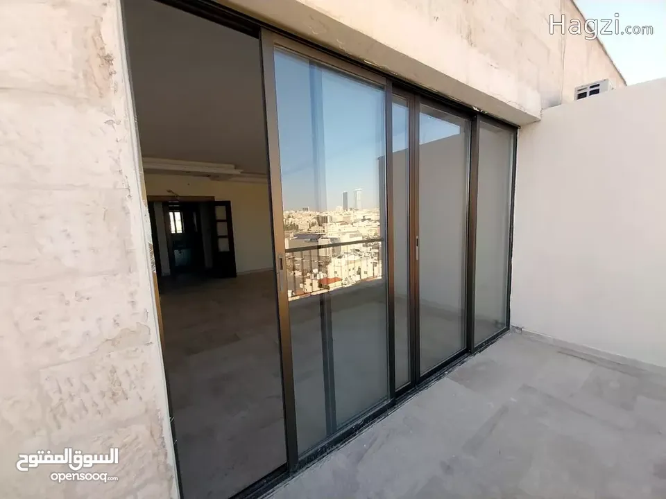 شقة 190م مميزة قرب كوزمو السابع مع روف باطلاله بنوراميه رائعة ( Property ID : 30559 )