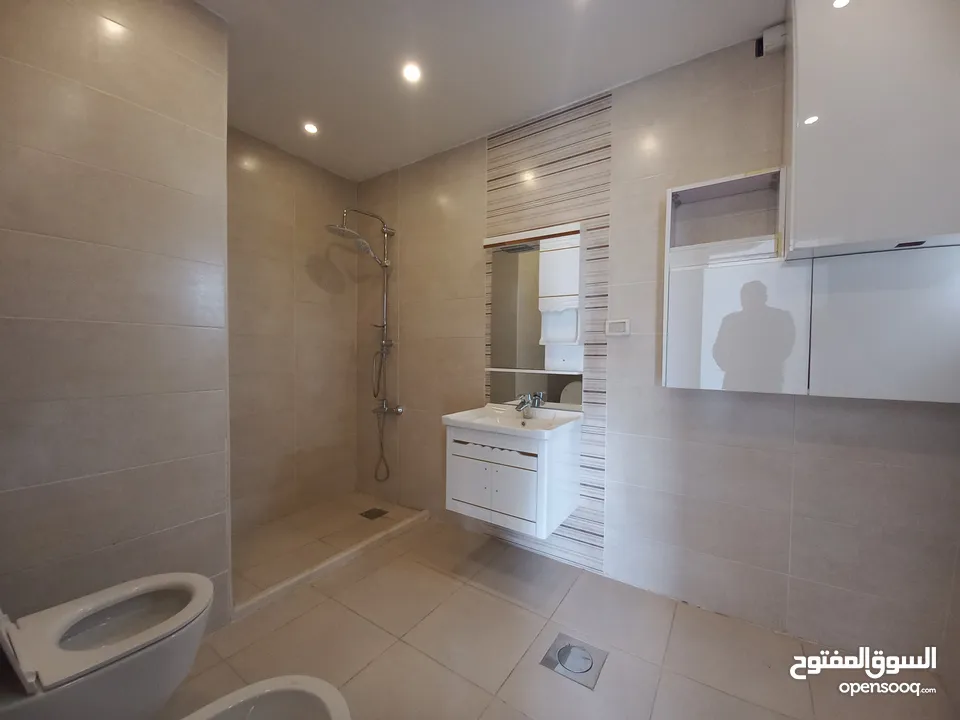 فيلا للايجار في منطقة عبدون  ( Property 36560 )-175055042