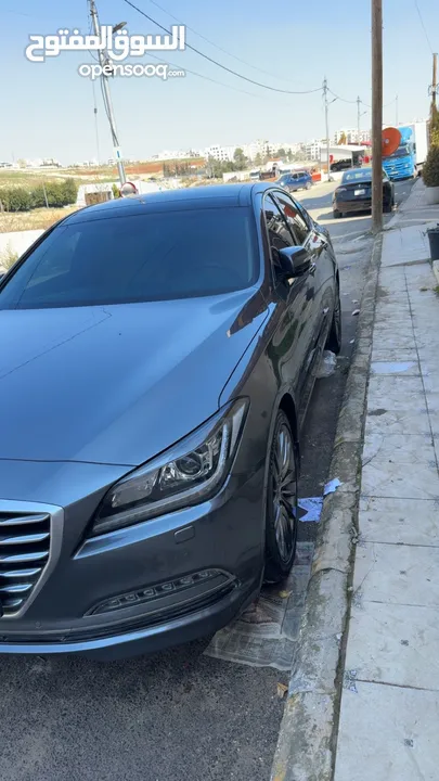 هونداي جينيسيس 2015 للبيع