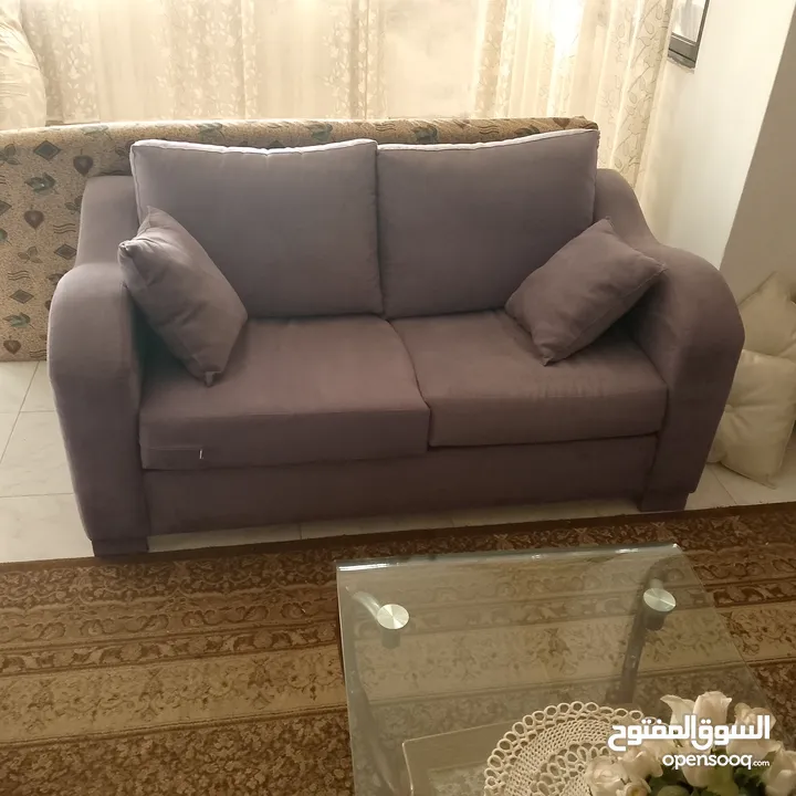 طقم كنب  Sofa مستعمل بحالة ممتازة للبيع