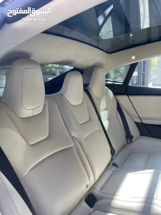 Tesla Model S 2018 75D , charcoal metallic color  سيارة تسلا موديل S للبيع مميزه جدا