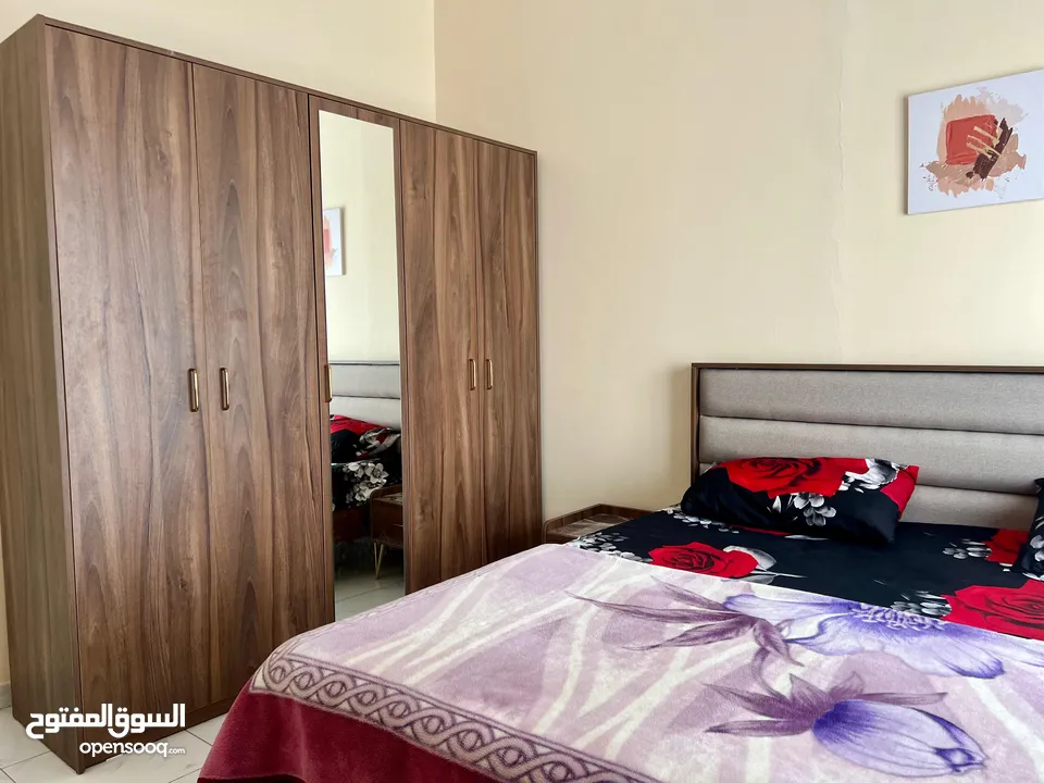 أوول ساكن شقة غرفة وصالة مفروشة بالكامل للايجار الشهري في عجمان منطقة الجرف