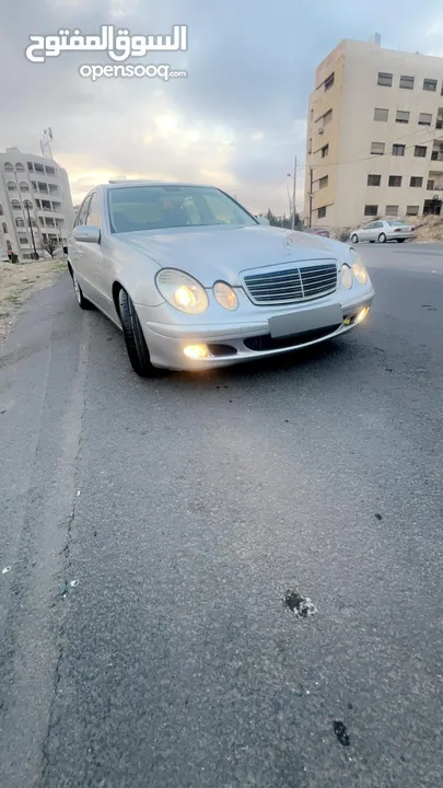 مرسيد E200 2005