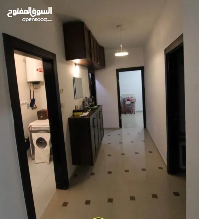 غرفة مفروشة للايجار لصبيه