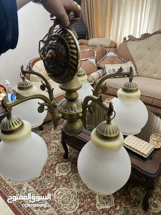 ثريتين مستعملات