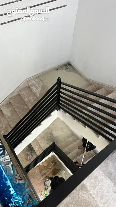 حرق اسعار على الابواب وحراسات للجدران والشبابيك ودربزينات وبرجولات للمنازل والحدائق