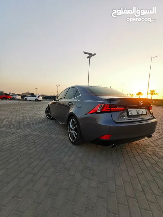 Lexus IS350 Model 2016 (GCC SPACE)