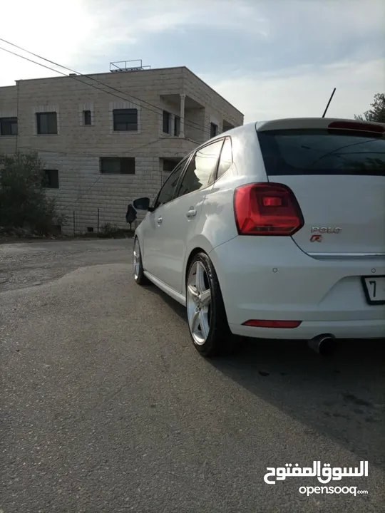 فولكس فاجن بولو 2015