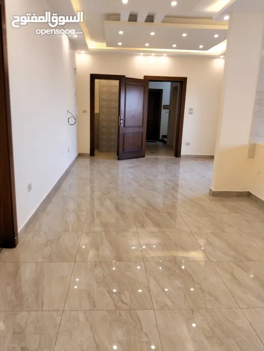 شقة جديدة لم تسكن للبيع اعلان رقم (SL1862)