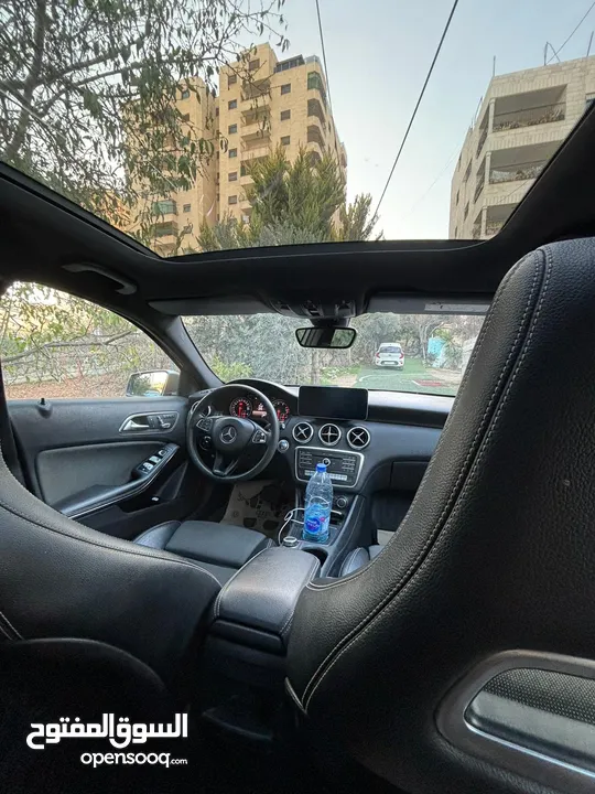 مرسيدس A180