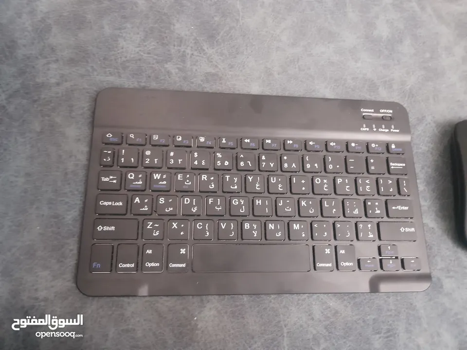 كيبورد لاسلكي بحاله الوكاله السعر 5دنانير
