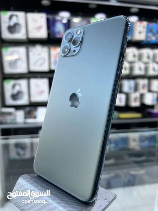 Used iPhone 11 Pro Max (256 GB) ايفون  11 برو ماكس مستعمل بحالة ممتازة  مكفول كفالة فحص و استخدام 30
