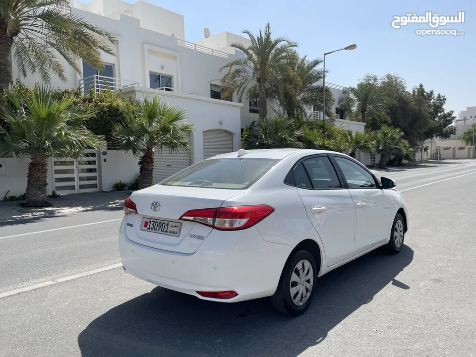 Toyota Yaris 1.5*   Model : *2021*  Color : WHITE  Kilometers used : 88k km