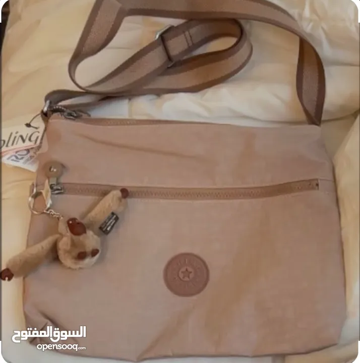 حقائب صغيرة وكبيرة ماركة Kipling