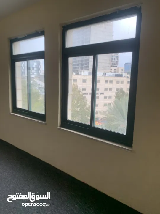 مكتب للايجار