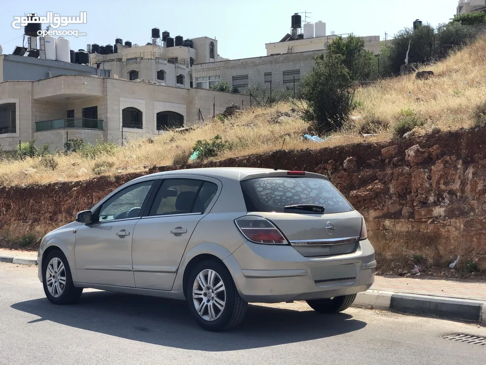 اوبل استرا اتومات بسعر حرق عالكاش فقط